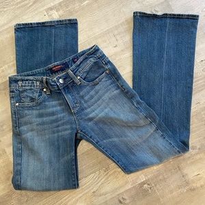 Vigoss jeans. New without tags, never worn.